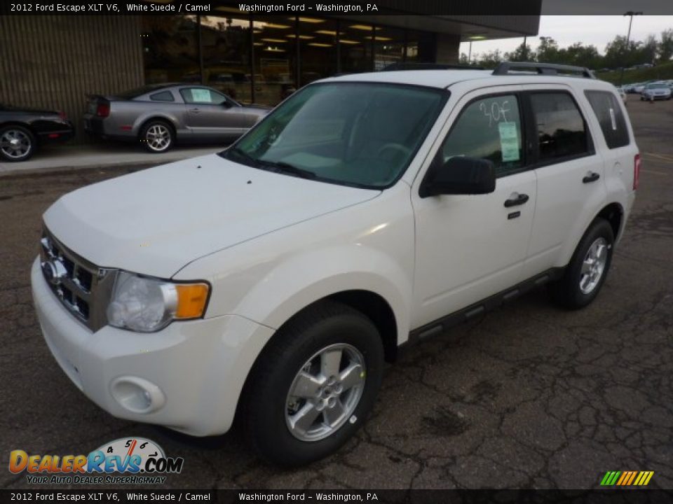 Front 3/4 View of 2012 Ford Escape XLT V6 Photo #8
