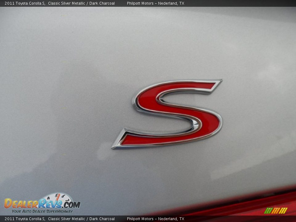 2011 Toyota Corolla S Classic Silver Metallic / Dark Charcoal Photo #16