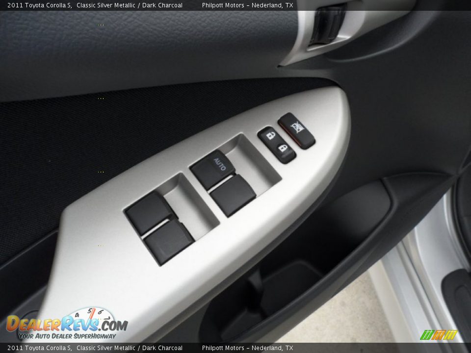 2011 Toyota Corolla S Classic Silver Metallic / Dark Charcoal Photo #23