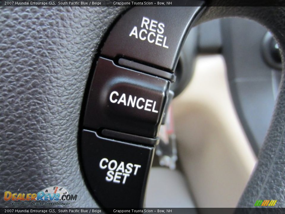 2007 Hyundai Entourage GLS South Pacific Blue / Beige Photo #22