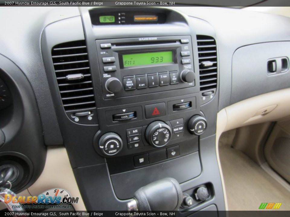 2007 Hyundai Entourage GLS South Pacific Blue / Beige Photo #23