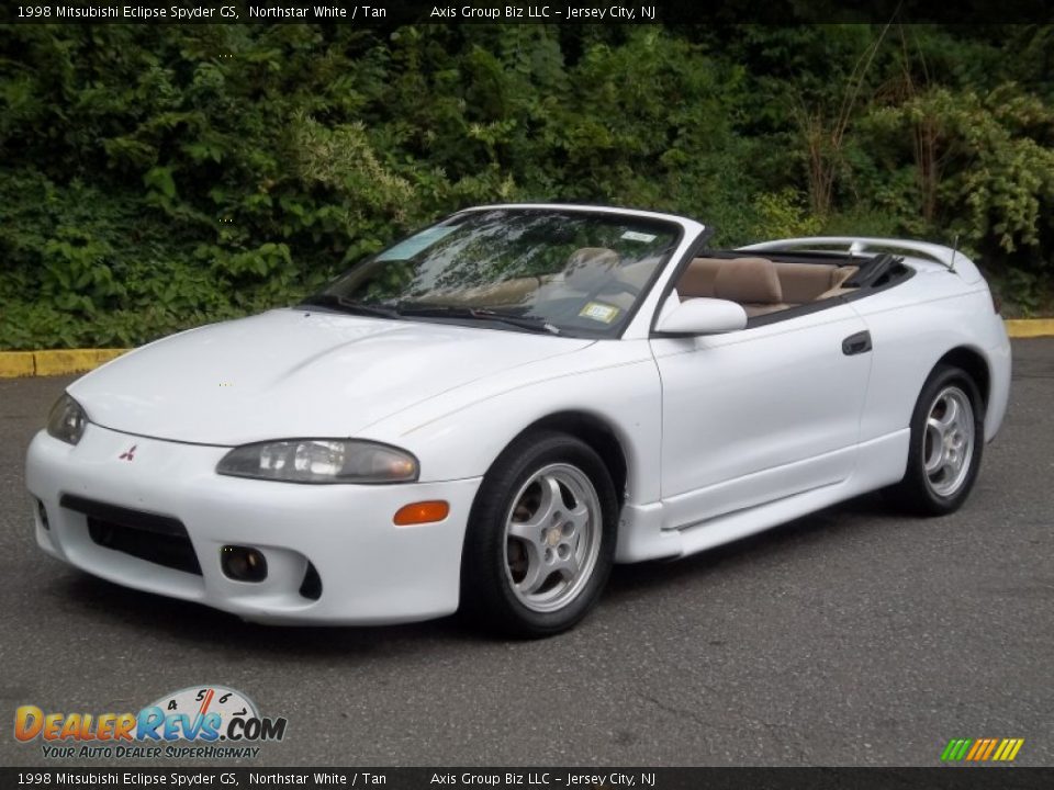 Front 3/4 View of 1998 Mitsubishi Eclipse Spyder GS Photo #1