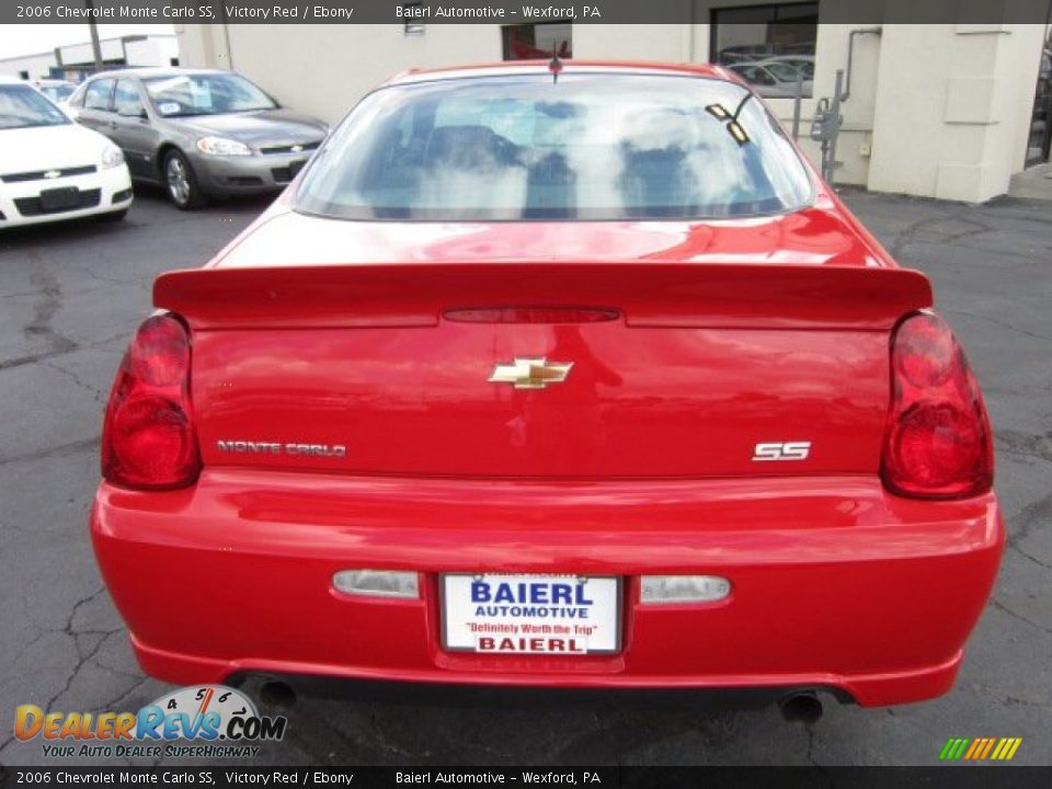 2006 Chevrolet Monte Carlo SS Victory Red / Ebony Photo #6