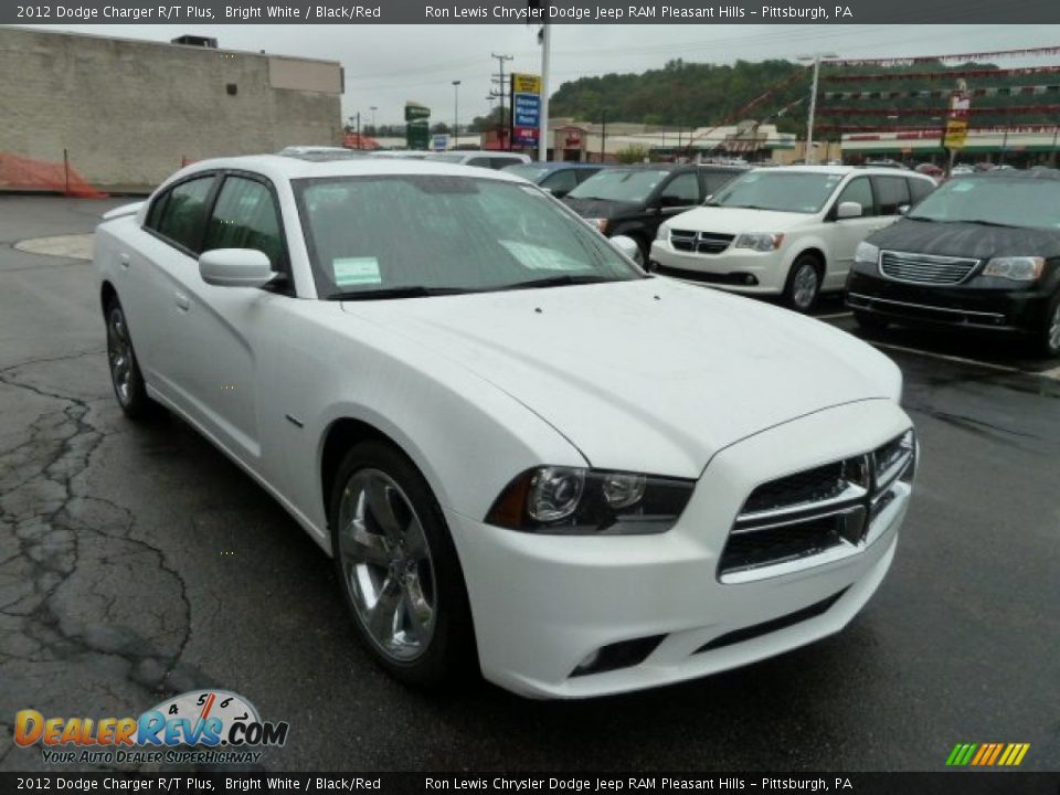 Front 3/4 View of 2012 Dodge Charger R/T Plus Photo #7