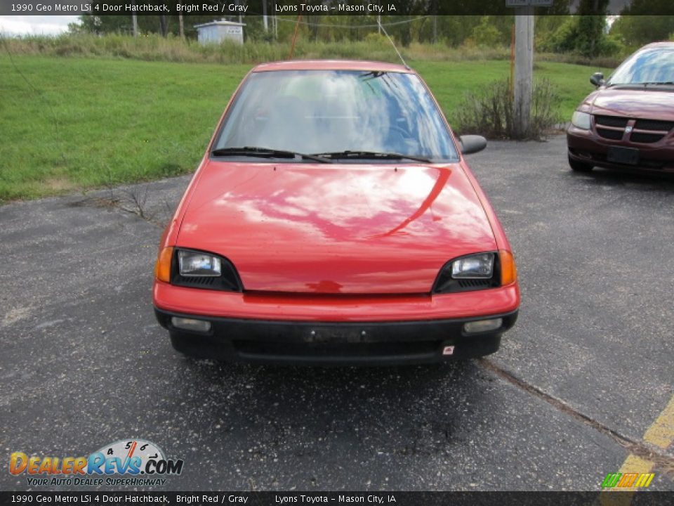 Bright Red 1990 Geo Metro LSi 4 Door Hatchback Photo #6