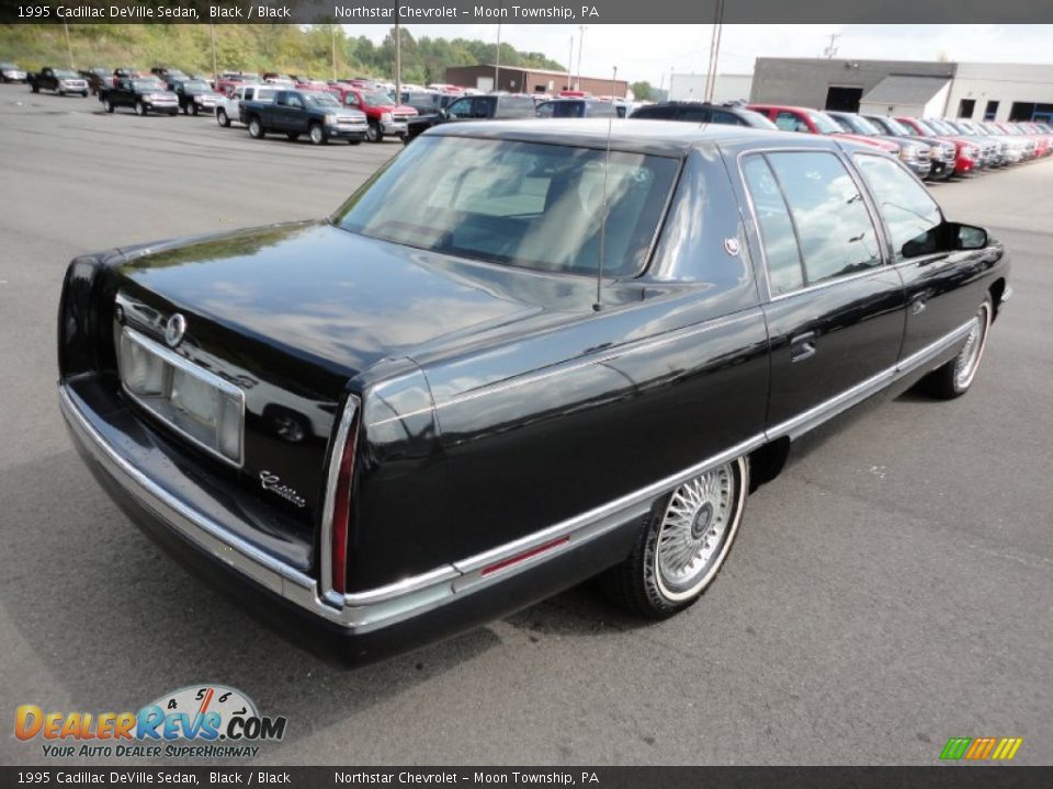 Black 1995 Cadillac DeVille Sedan Photo #6