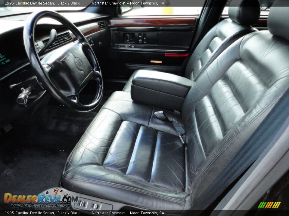 Black Interior - 1995 Cadillac DeVille Sedan Photo #9