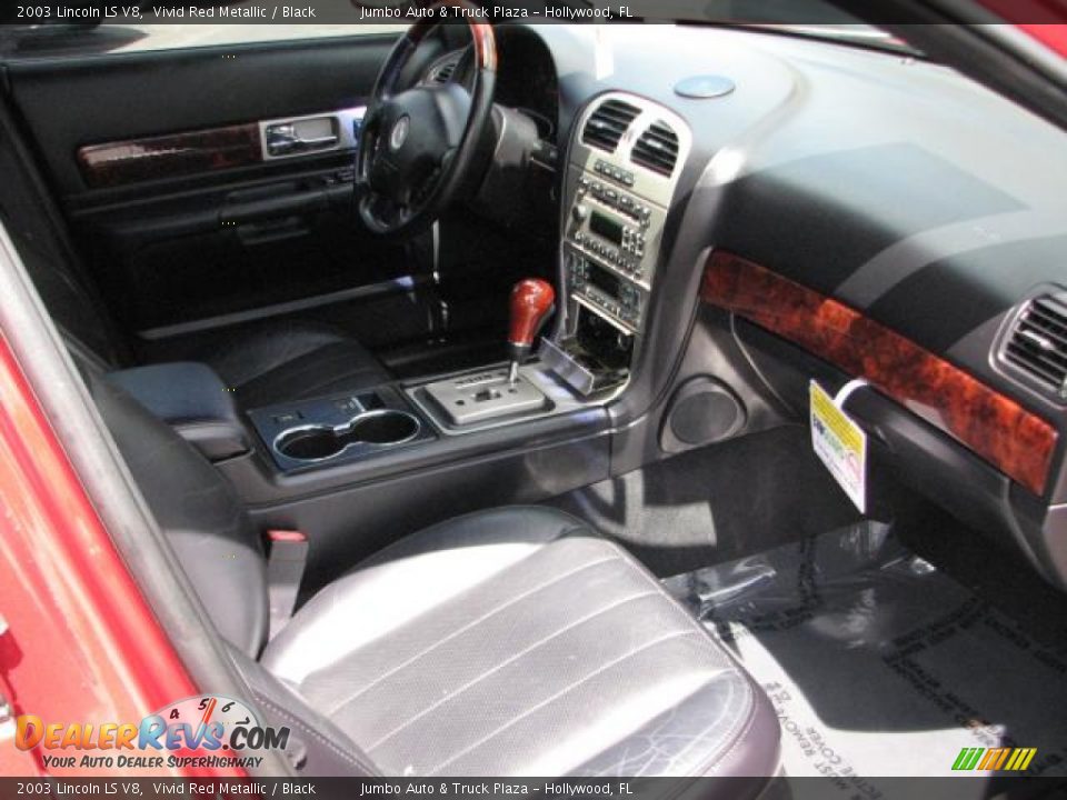 Black Interior - 2003 Lincoln LS V8 Photo #10