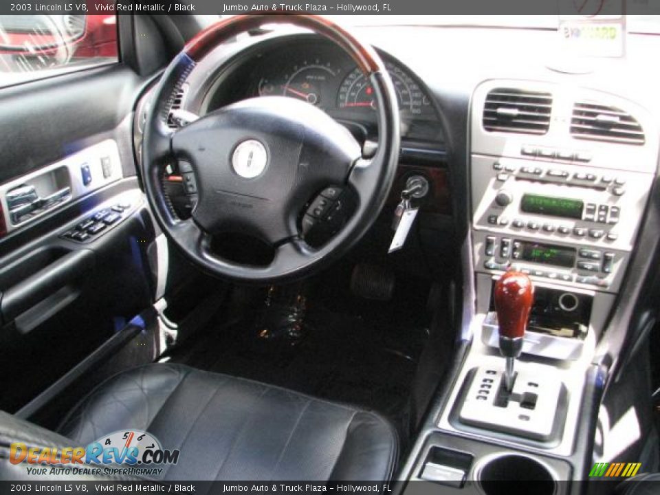 Dashboard of 2003 Lincoln LS V8 Photo #14