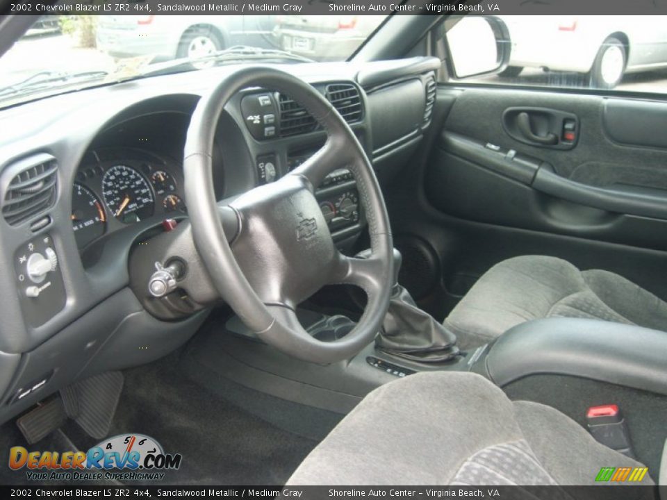 Medium Gray Interior - 2002 Chevrolet Blazer LS ZR2 4x4 Photo #17