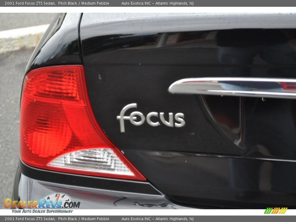 2001 Ford Focus ZTS Sedan Logo Photo #26