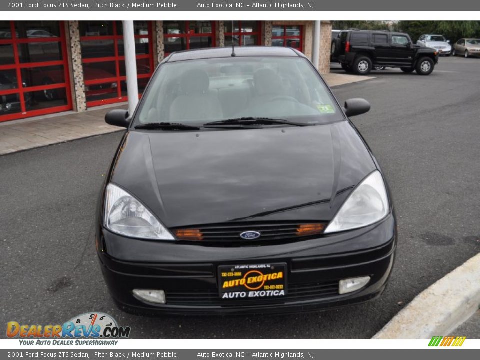 2001 Ford Focus ZTS Sedan Pitch Black / Medium Pebble Photo #30