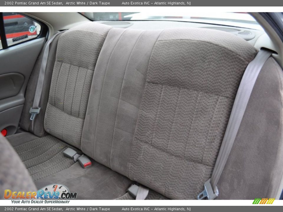 Dark Taupe Interior - 2002 Pontiac Grand Am SE Sedan Photo #6