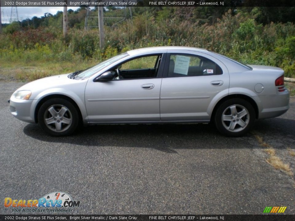 Bright Silver Metallic 2002 Dodge Stratus SE Plus Sedan Photo #8