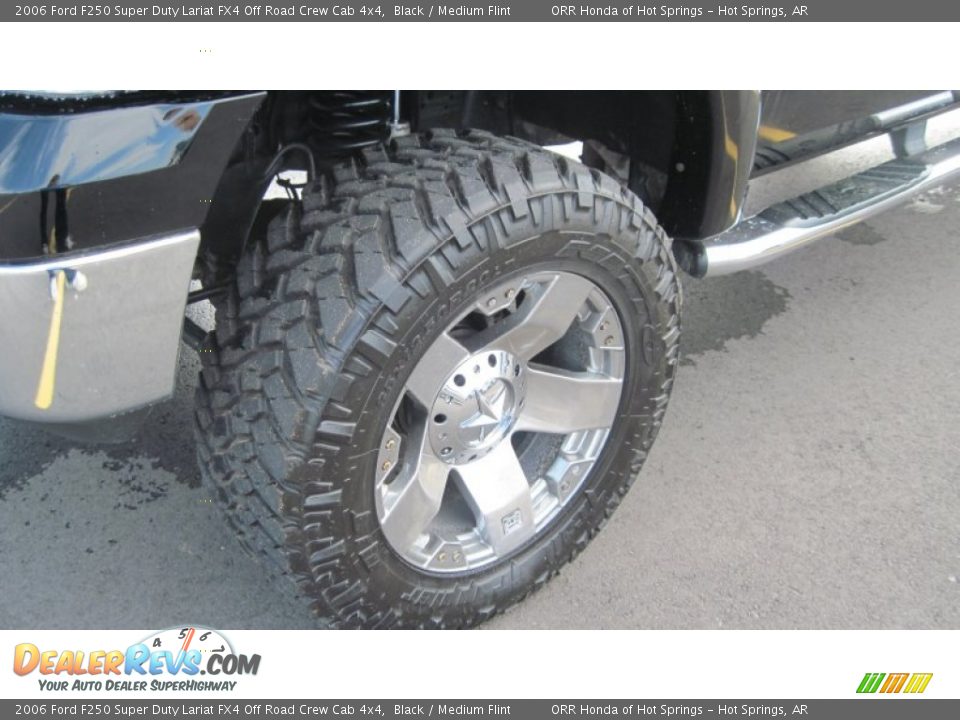 2006 Ford F250 Super Duty Lariat FX4 Off Road Crew Cab 4x4 Black / Medium Flint Photo #12