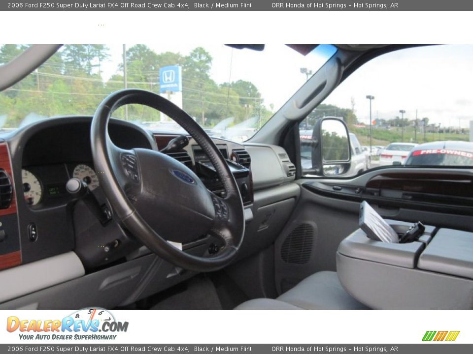 2006 Ford F250 Super Duty Lariat FX4 Off Road Crew Cab 4x4 Black / Medium Flint Photo #27