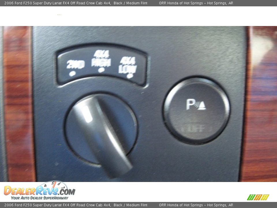 2006 Ford F250 Super Duty Lariat FX4 Off Road Crew Cab 4x4 Black / Medium Flint Photo #31