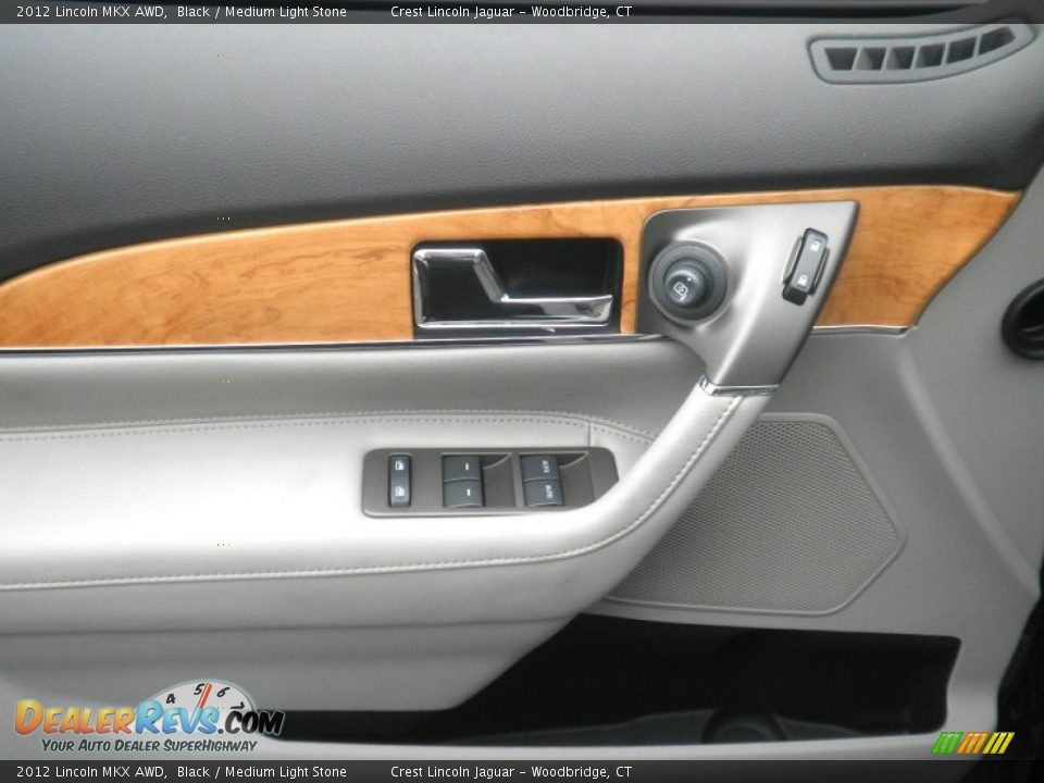 Door Panel of 2012 Lincoln MKX AWD Photo #14