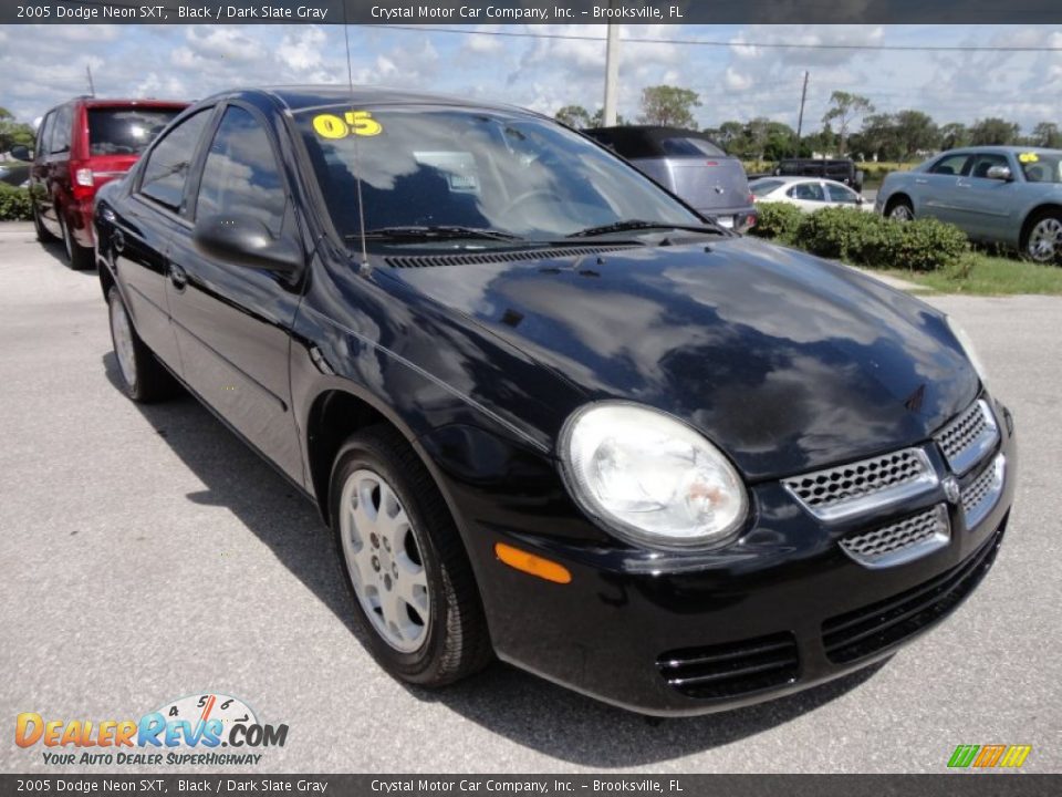 2005 Dodge Neon SXT Black / Dark Slate Gray Photo #11