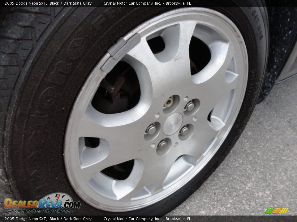 2005 Dodge Neon SXT Black / Dark Slate Gray Photo #16
