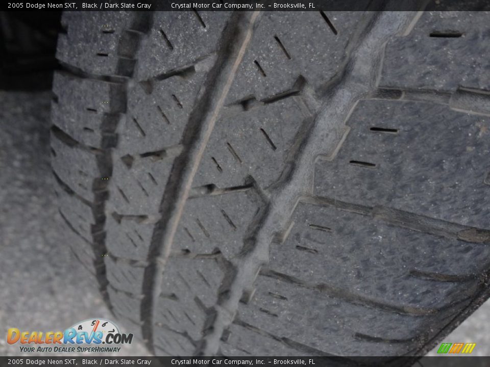 2005 Dodge Neon SXT Black / Dark Slate Gray Photo #17