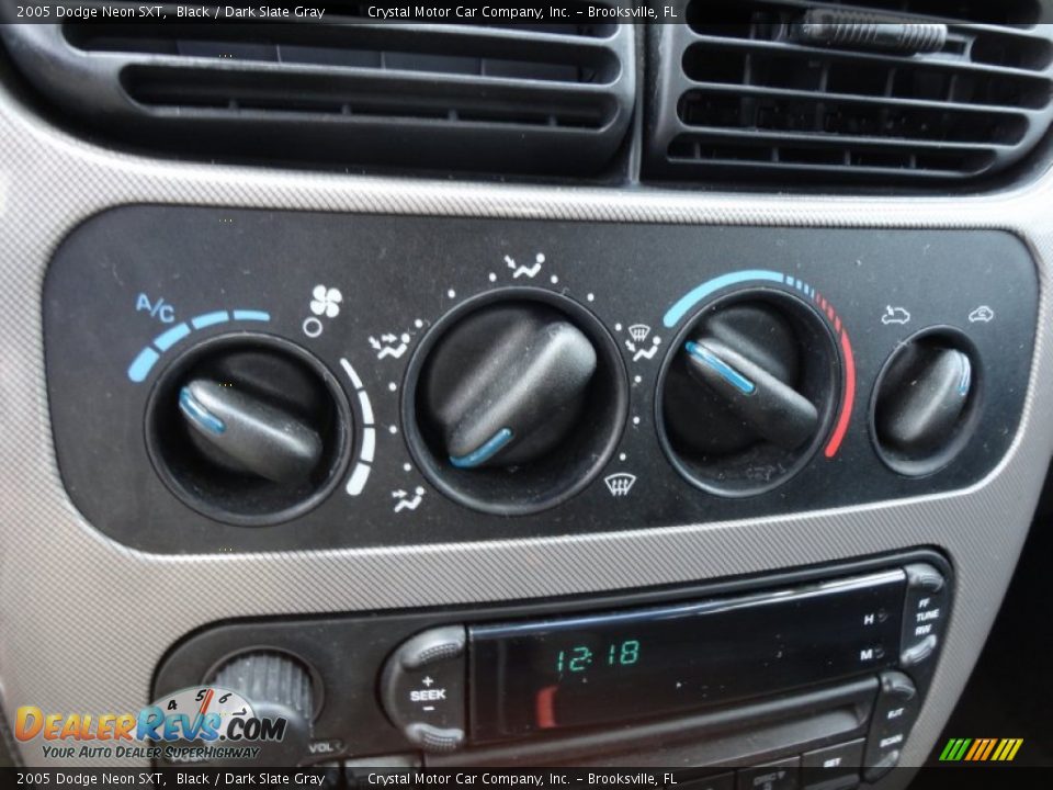 2005 Dodge Neon SXT Black / Dark Slate Gray Photo #25