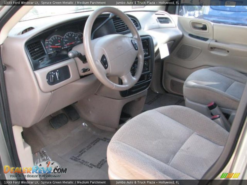 Medium Parchment Interior - 1999 Ford Windstar LX Photo #17