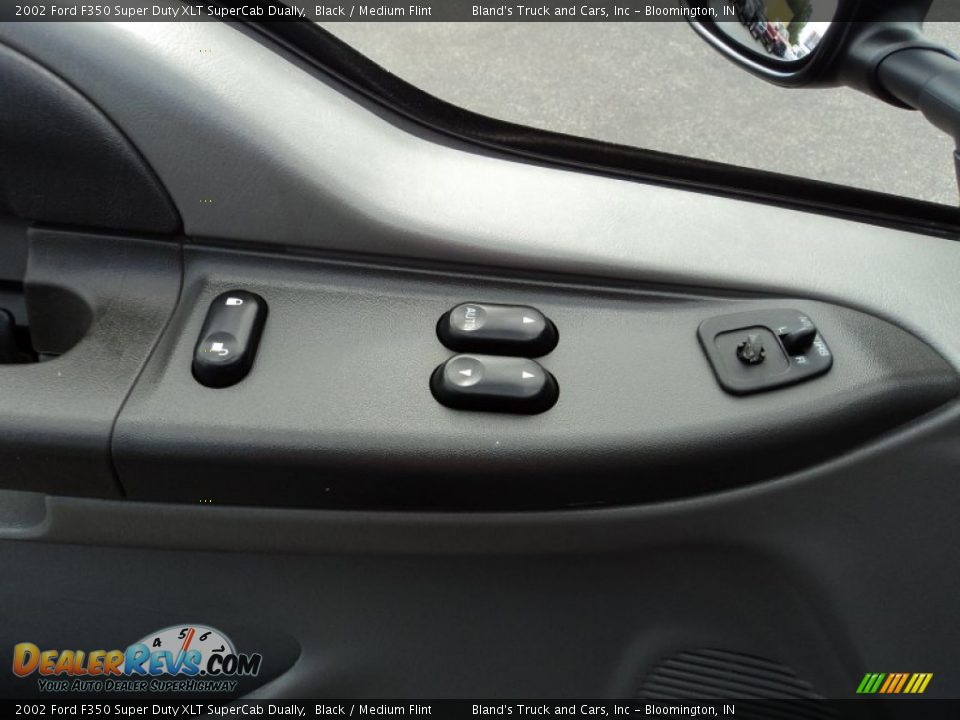 2002 Ford F350 Super Duty XLT SuperCab Dually Black / Medium Flint Photo #14