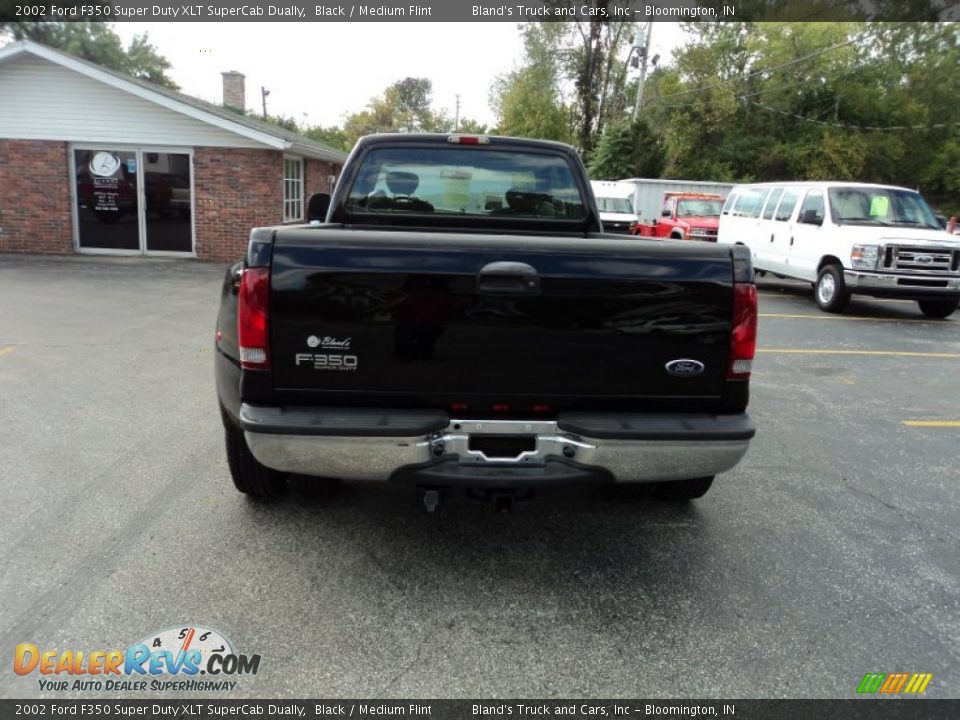 2002 Ford F350 Super Duty XLT SuperCab Dually Black / Medium Flint Photo #20