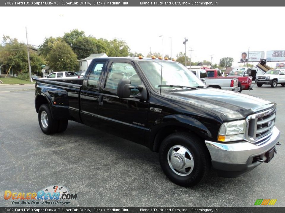 2002 Ford F350 Super Duty XLT SuperCab Dually Black / Medium Flint Photo #25