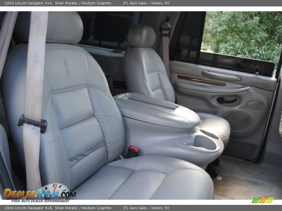 Medium Graphite Interior - 1999 Lincoln Navigator 4x4 Photo #10