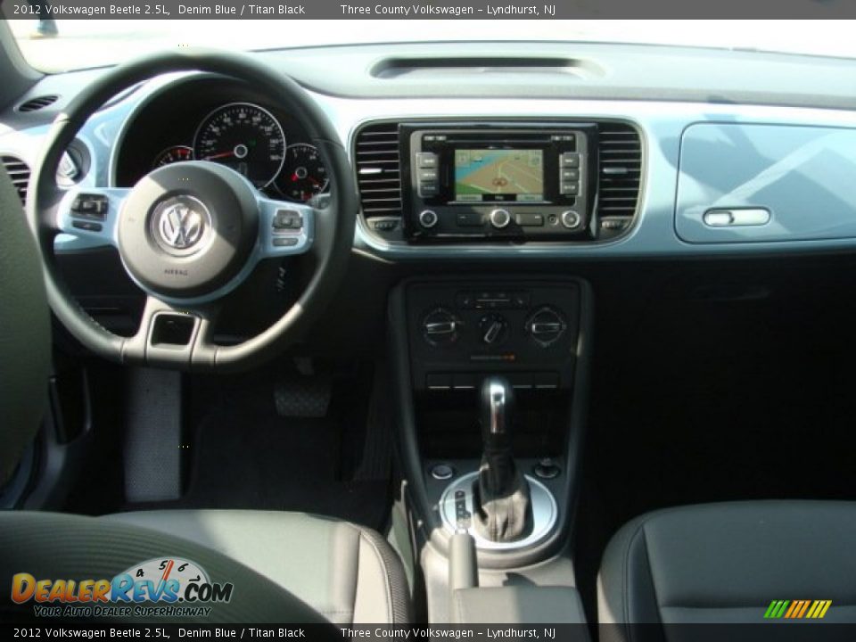 Dashboard of 2012 Volkswagen Beetle 2.5L Photo #5