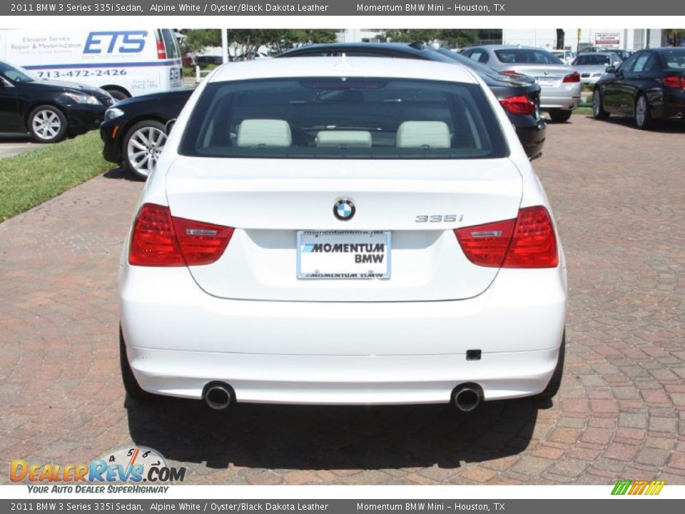 2011 BMW 3 Series 335i Sedan Alpine White / Oyster/Black Dakota Leather Photo #12