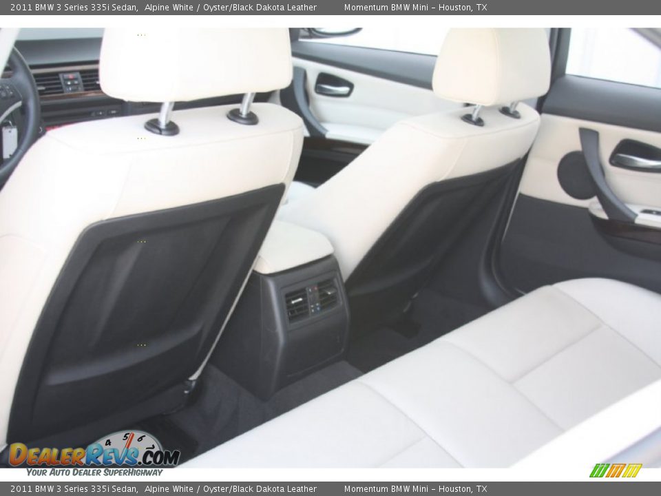 2011 BMW 3 Series 335i Sedan Alpine White / Oyster/Black Dakota Leather Photo #20