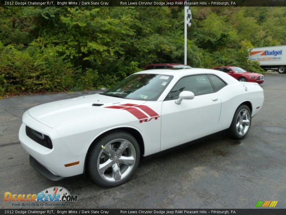 Front 3/4 View of 2012 Dodge Challenger R/T Photo #1