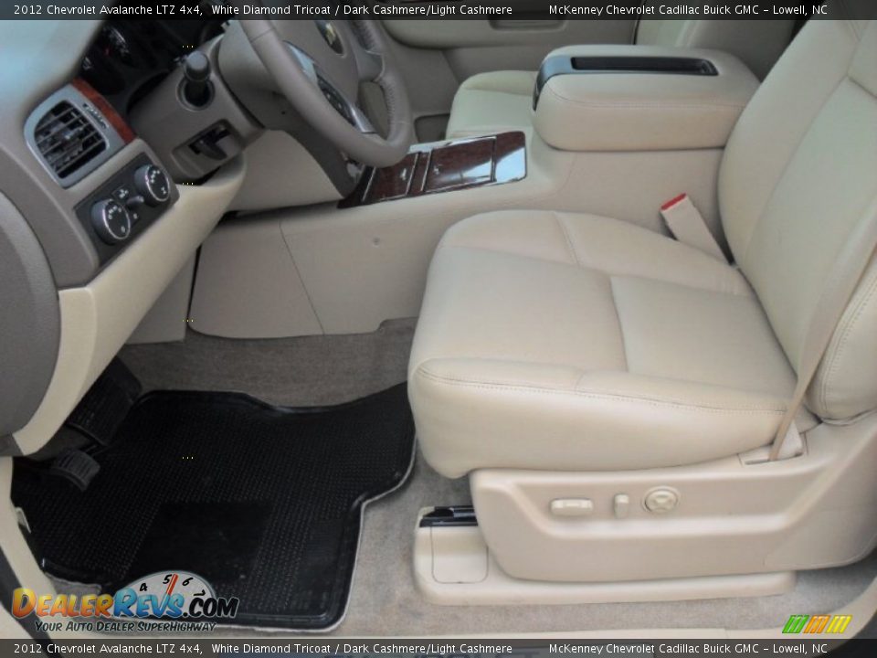 Dark Cashmere/Light Cashmere Interior - 2012 Chevrolet Avalanche LTZ 4x4 Photo #7