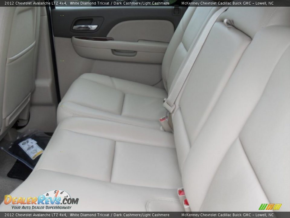Dark Cashmere/Light Cashmere Interior - 2012 Chevrolet Avalanche LTZ 4x4 Photo #15