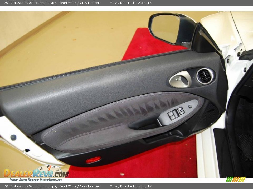 Door Panel of 2010 Nissan 370Z Touring Coupe Photo #9