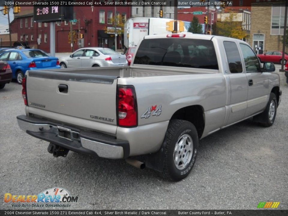 2004 Chevrolet Silverado 1500 Z71 Extended Cab 4x4 Silver Birch Metallic / Dark Charcoal Photo #2