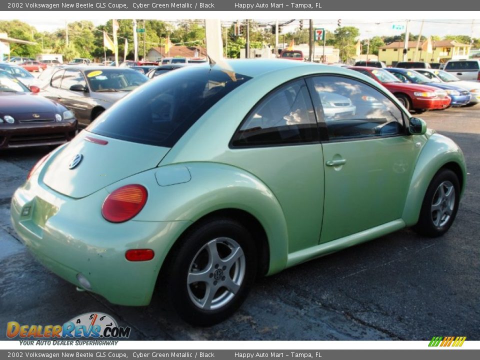 2002 Volkswagen New Beetle GLS Coupe Cyber Green Metallic / Black Photo #13