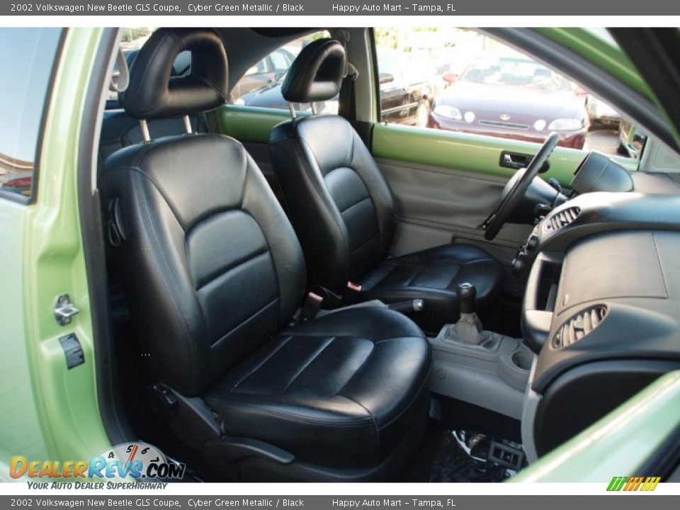 2002 Volkswagen New Beetle GLS Coupe Cyber Green Metallic / Black Photo #19