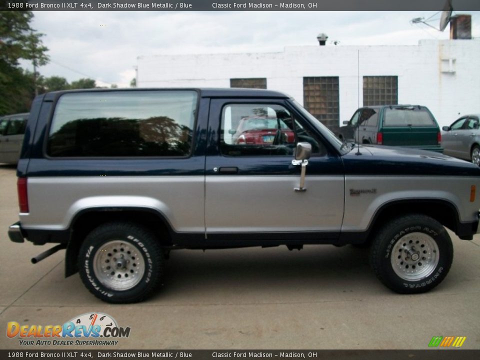1988 Ford Bronco II XLT 4x4 Dark Shadow Blue Metallic / Blue Photo #3
