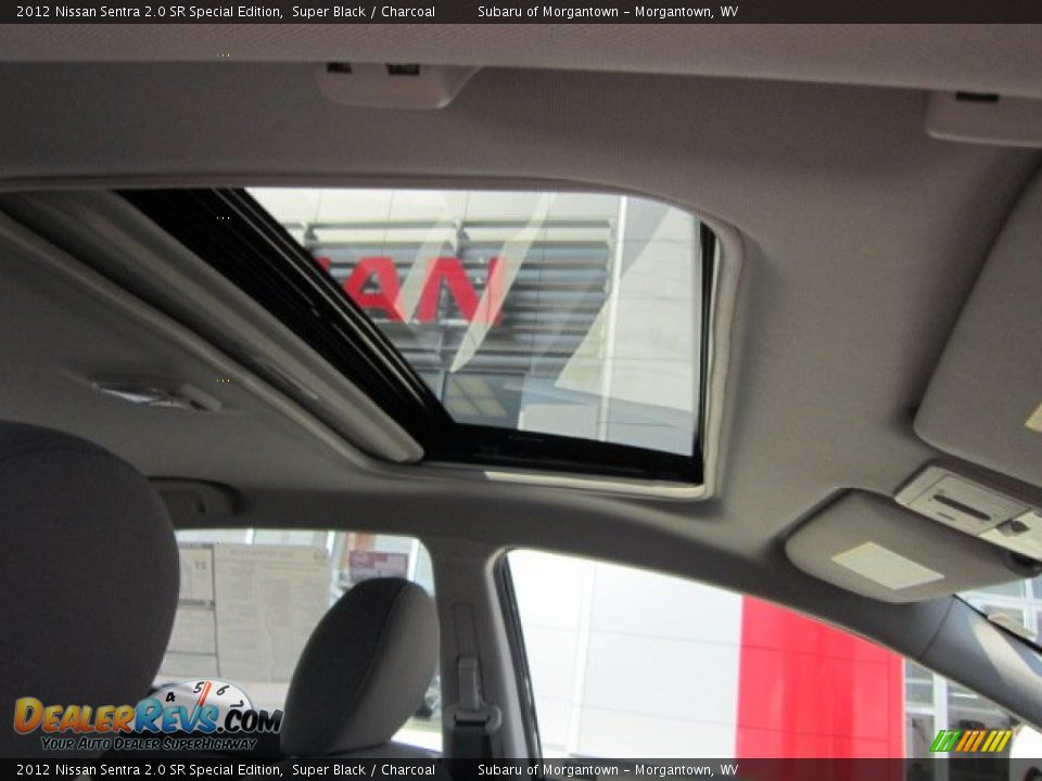 2012 Nissan Sentra 2.0 SR Special Edition Super Black / Charcoal Photo #11