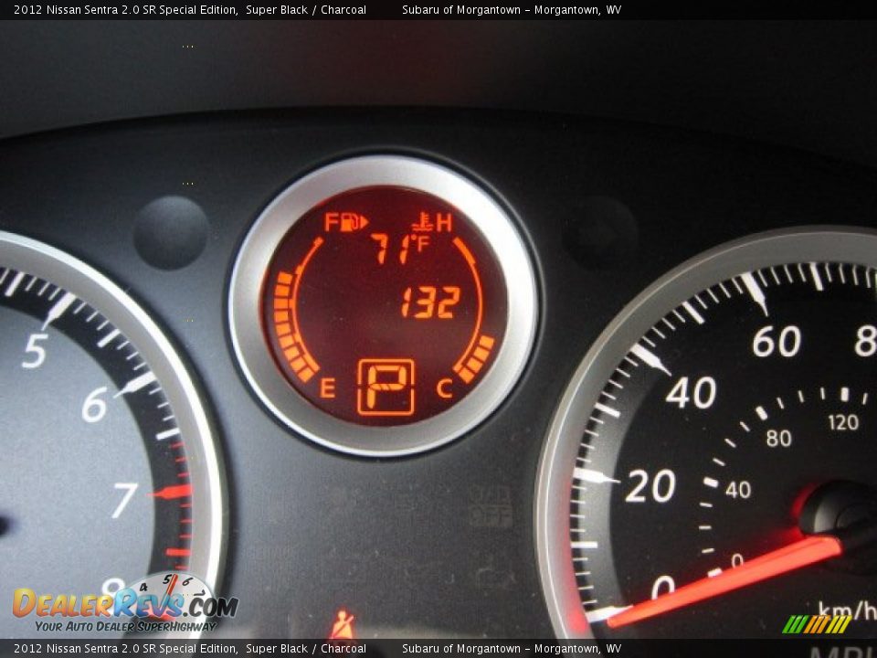 2012 Nissan Sentra 2.0 SR Special Edition Super Black / Charcoal Photo #20