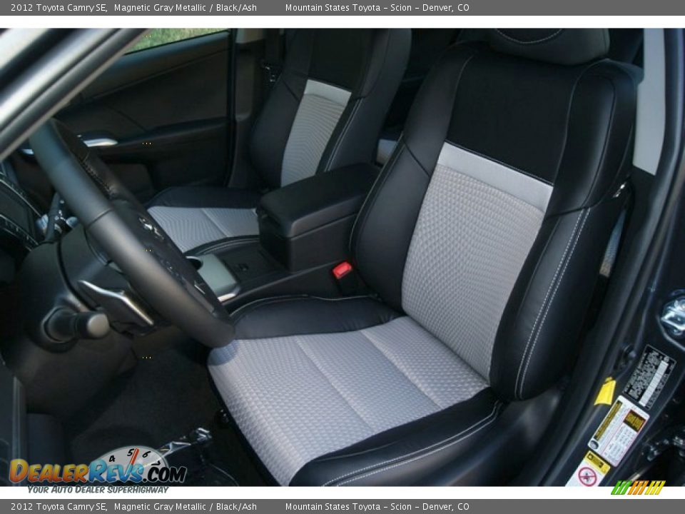 Black Ash Interior 2012 Toyota Camry SE Photo 7 DealerRevs