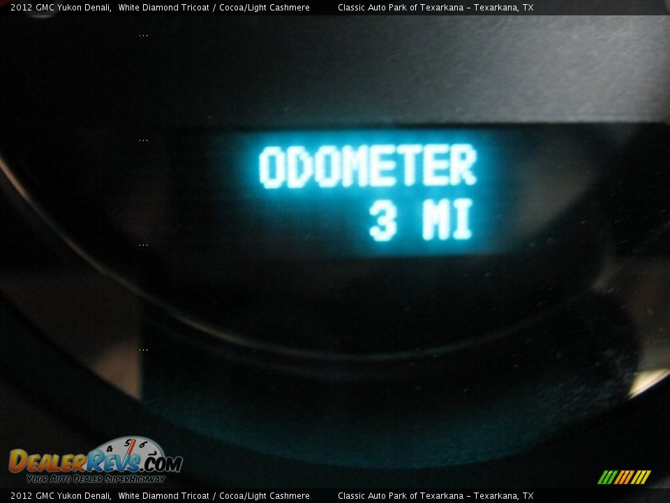 2012 GMC Yukon Denali White Diamond Tricoat / Cocoa/Light Cashmere Photo #8