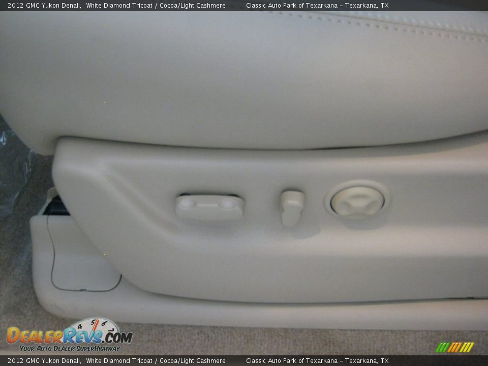 2012 GMC Yukon Denali White Diamond Tricoat / Cocoa/Light Cashmere Photo #12