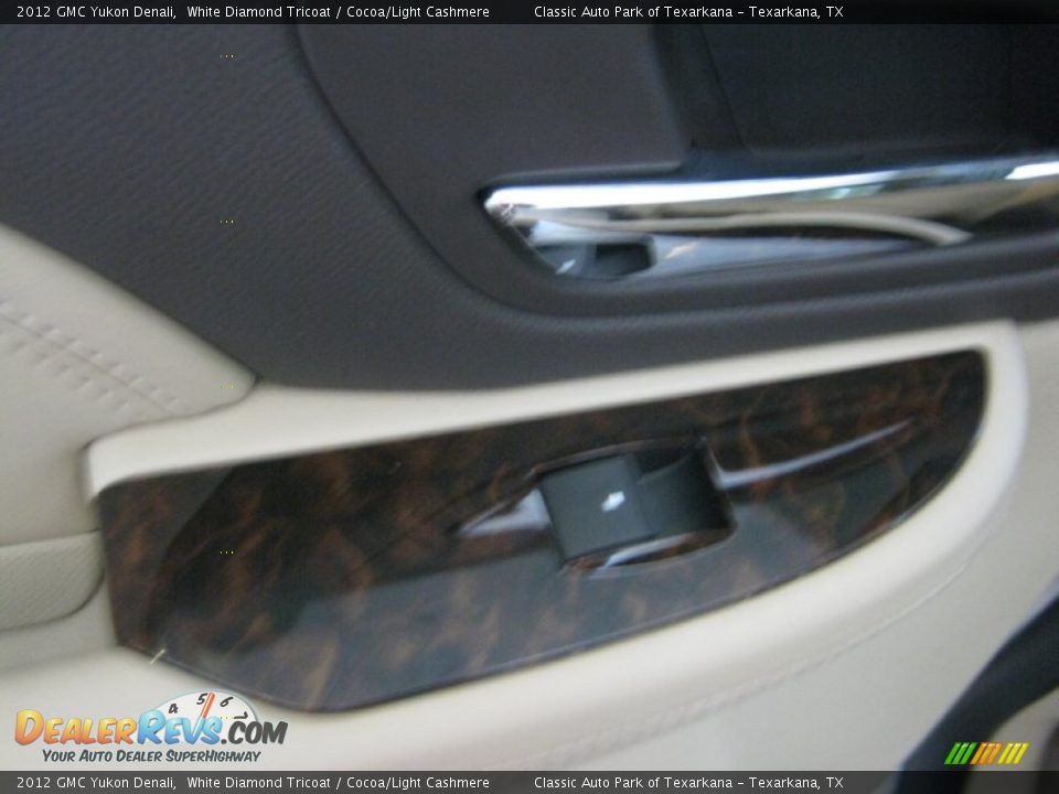 2012 GMC Yukon Denali White Diamond Tricoat / Cocoa/Light Cashmere Photo #19
