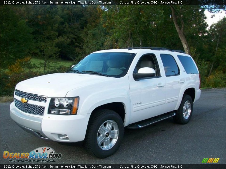 Front 3/4 View of 2012 Chevrolet Tahoe Z71 4x4 Photo #1