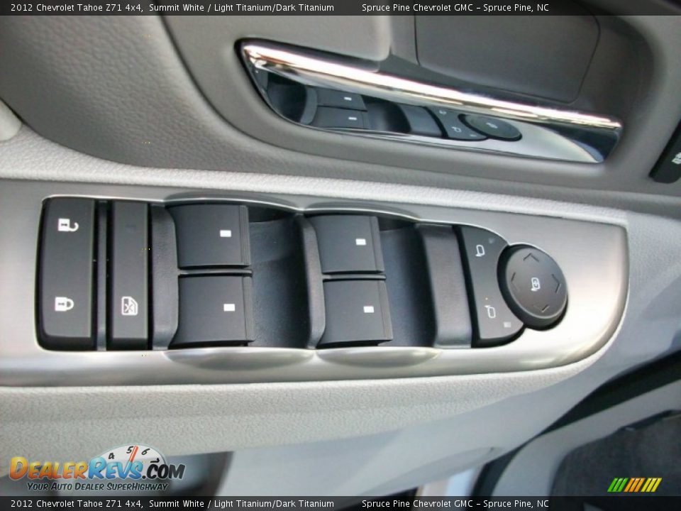 Controls of 2012 Chevrolet Tahoe Z71 4x4 Photo #12